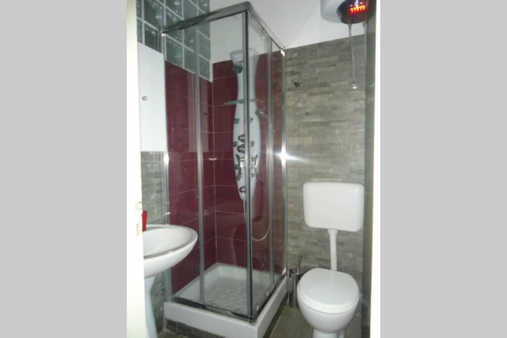 "Little Sicilian Home"-Room With A Private Bathroom & Kitchen -Fridge - And Shared A Beautiful Terrace On Hostel Taormina Center Εξωτερικό φωτογραφία