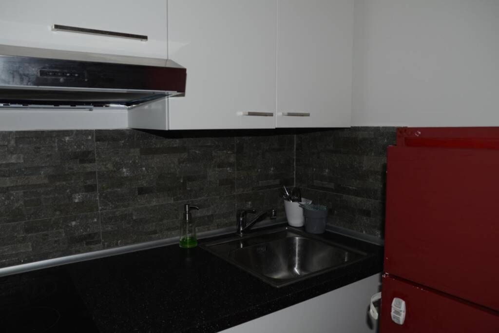 "Little Sicilian Home"-Room With A Private Bathroom & Kitchen -Fridge - And Shared A Beautiful Terrace On Hostel Taormina Center Εξωτερικό φωτογραφία